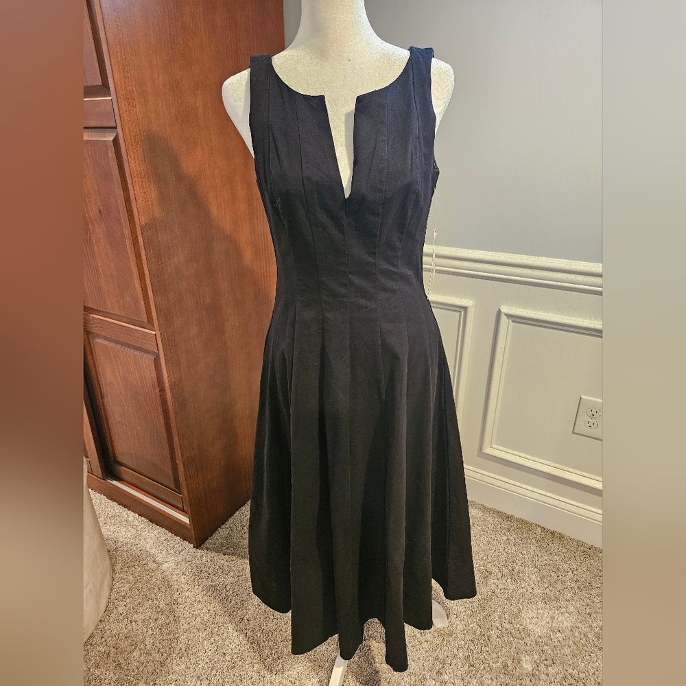 AQUA Black Sleeveless Midi Dress with Notch Neck